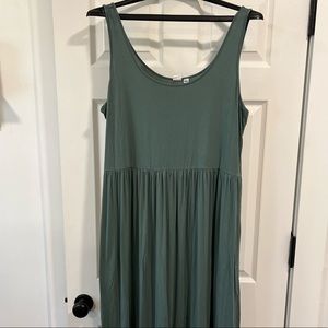 Gap sage green jersey summer dress.